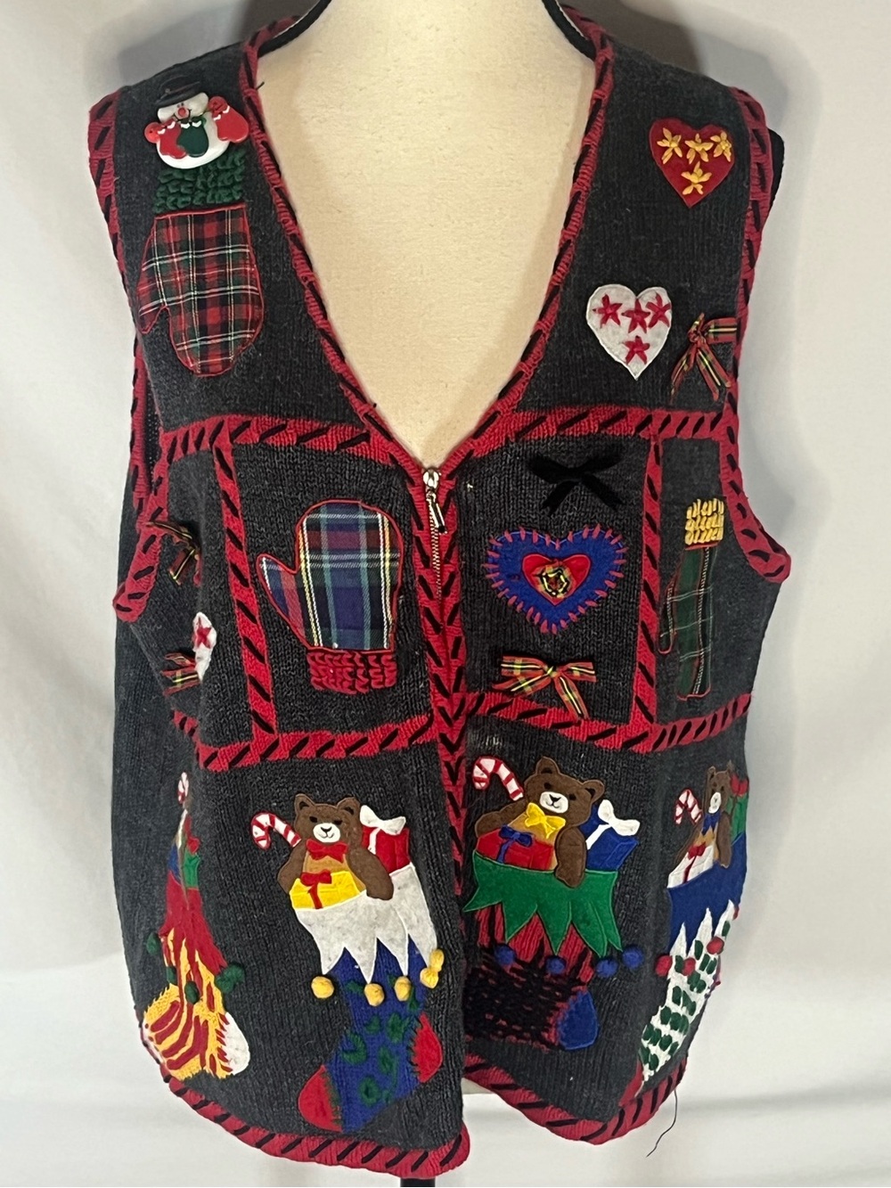 Segue Christmas Holiday Bear Stocking Applique Womens Vintage Sweater Vest Large